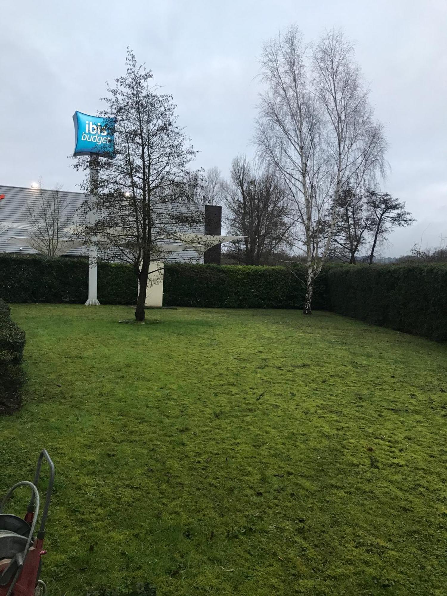Ibis Budget L'Isle Adam Esterno foto