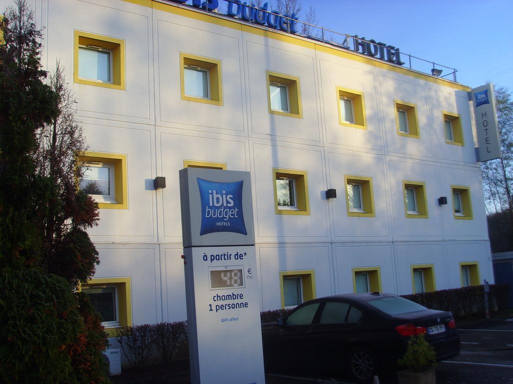 Ibis Budget L'Isle Adam Esterno foto